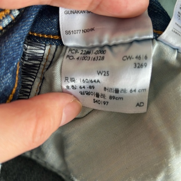 Levi’s Wedgie Skinny in Classic Tint - Picture 5 of 6